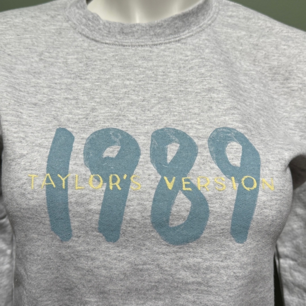 Taylor Swift Gray 1989 Sweatshirt